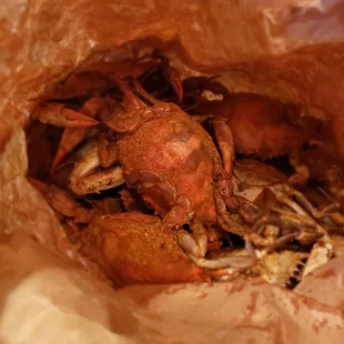 Steamed Female Crabs