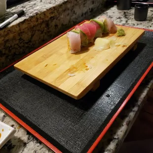 odd black tray that fits nothing....