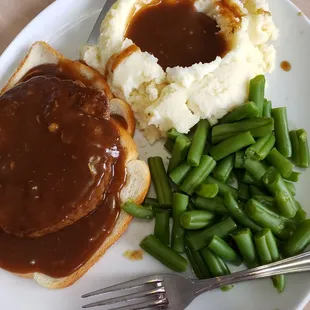 Hot Burger Sandwich with mashed and green beans