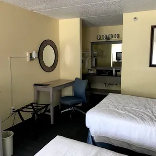 Horrible old furniture and dirty carpeting and bath towels scratchy.