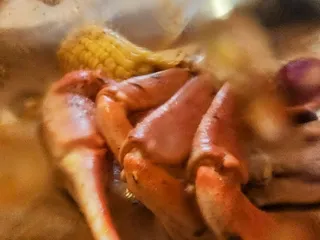 Shakin Crab