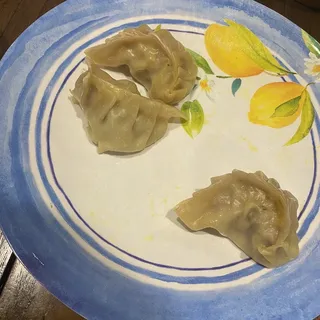 Everest Chicken Momo Special