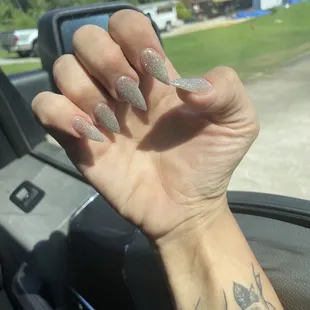 Acrylic nails