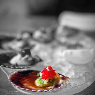 Scallop sashimi @whaevaeats