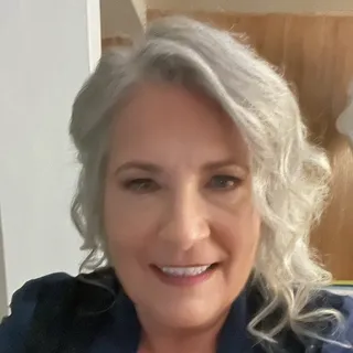 Teri H.