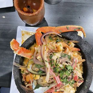 Molcajete and cantarito