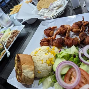 Camarones Momoa's and taco dinner