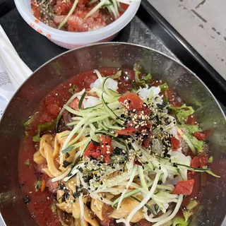 5. Squid and Sea Squirt Cold Noodle