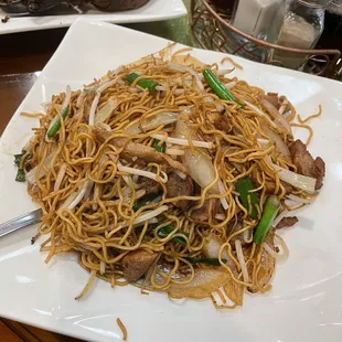 Bbq pork chow mein