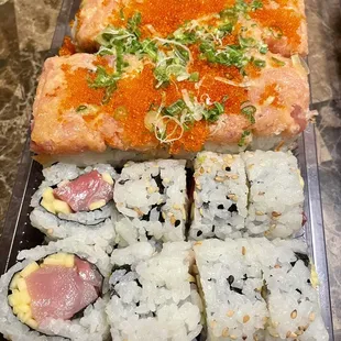 Yellowtail mango maki + Phoenix maki