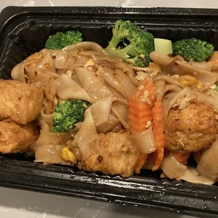 Pad se ew with tofu medium spice via Uber eats