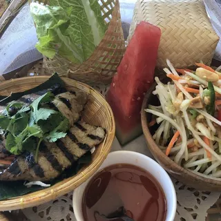 Lunch Special 4 Green Papaya Salad Meal