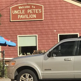 Uncle Pete&apos;s Pavilion (Clubhouse)