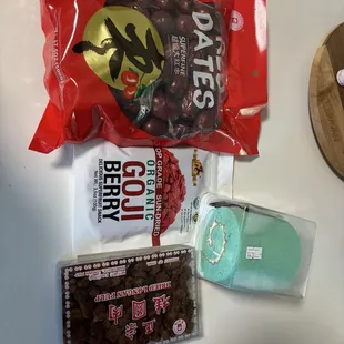 Tea ingredients and blueberry roll cake