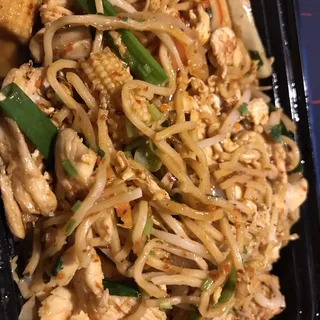 THAI LO MEIN