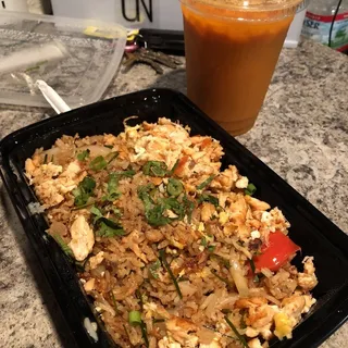 SALMON FRIED RICE
