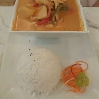 MUSSAMAN CURRY