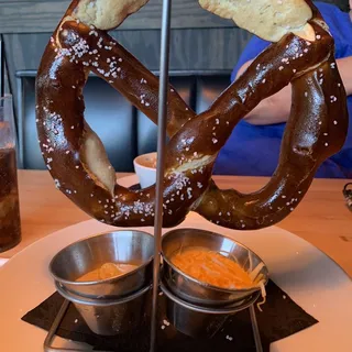 Pretzel Bread