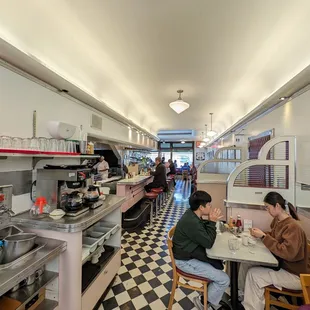 sushi and sashimi, interior