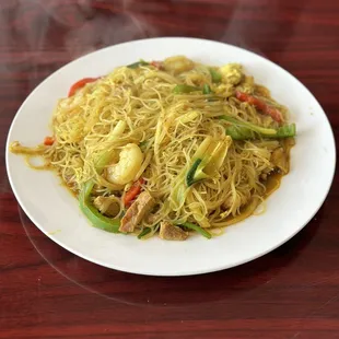 Curry Shrimp Fried Noodle $13