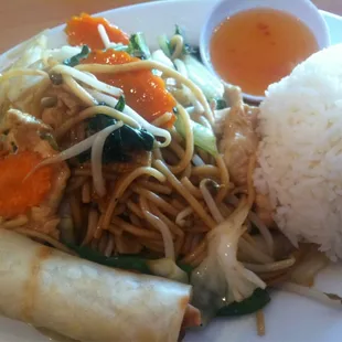 Chicken Chicken Chow Mein