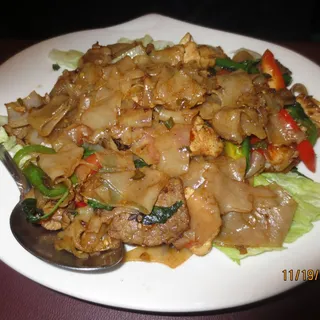 Drunken Noodle