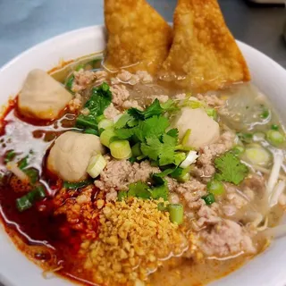 Tom Yum Noodle Soup