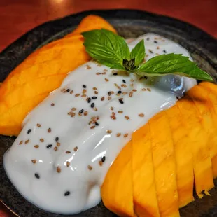 Mango sticky rice