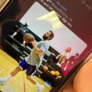 Spurs or lakers ? Where's Adam Sandler signing to ?