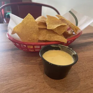 QUESO DIP