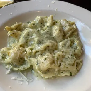 Basil Pesto Tortellini