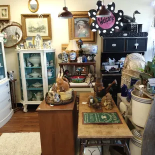 As Always "A Good Pickens Experience" Come in To October Moon Antiques and Check Us Out.   #octobermoonantiques #chesapeke #suffolk#vabeach