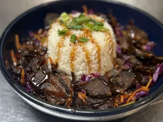 On The Bay Boutique, Bar & Cafe