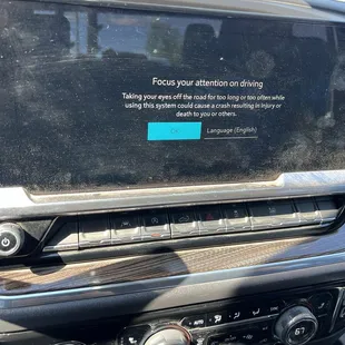 Dash board is super clean!! NOT!!