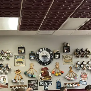 Look at all those cups!