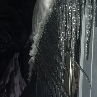 Intertwined icicles , 23 degrees.