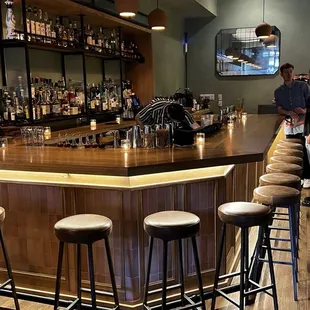 The main bar.