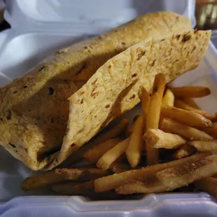 Veggie wrap with fries