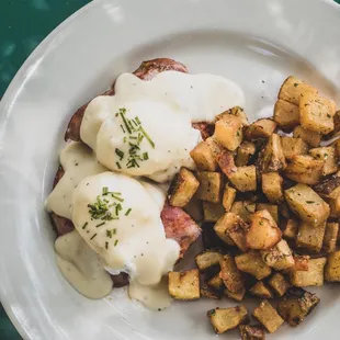 Croque Madame Benedict with hand cut Brabant potatoes