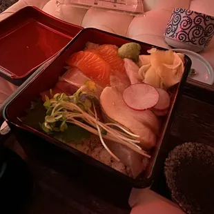 Chirashi