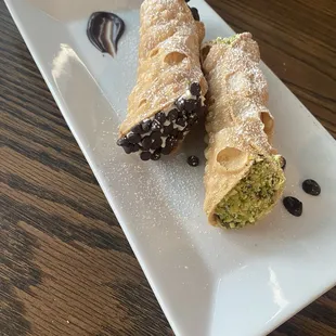 Cannolis