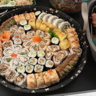 sushi, sashimi, sushi and sashimi, food
