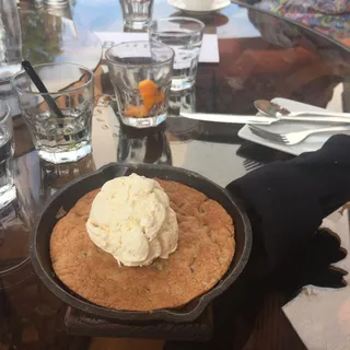 Chocolate Chip Cookie