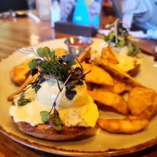 Blue crab Benedict with duck fat fried potatoes (delicious)