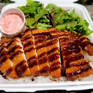Tonkatsu with pink tartare
