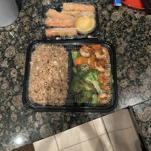 Crab Meat Tempura ... Shrimp with Broccoli... lunch special size. Lots of food enough for two servings.