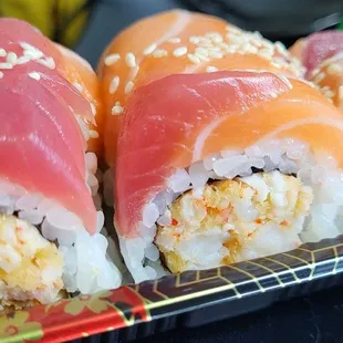 $14.50 Mars special roll (crawfish topped with salmon and tuna)