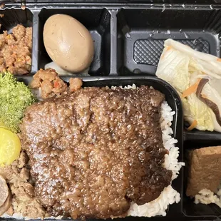 Braised pork chop bento box