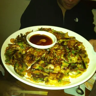 Seafood & Vegetable Pancake