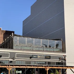 Cute rooftop bar in the heart of Oakland.